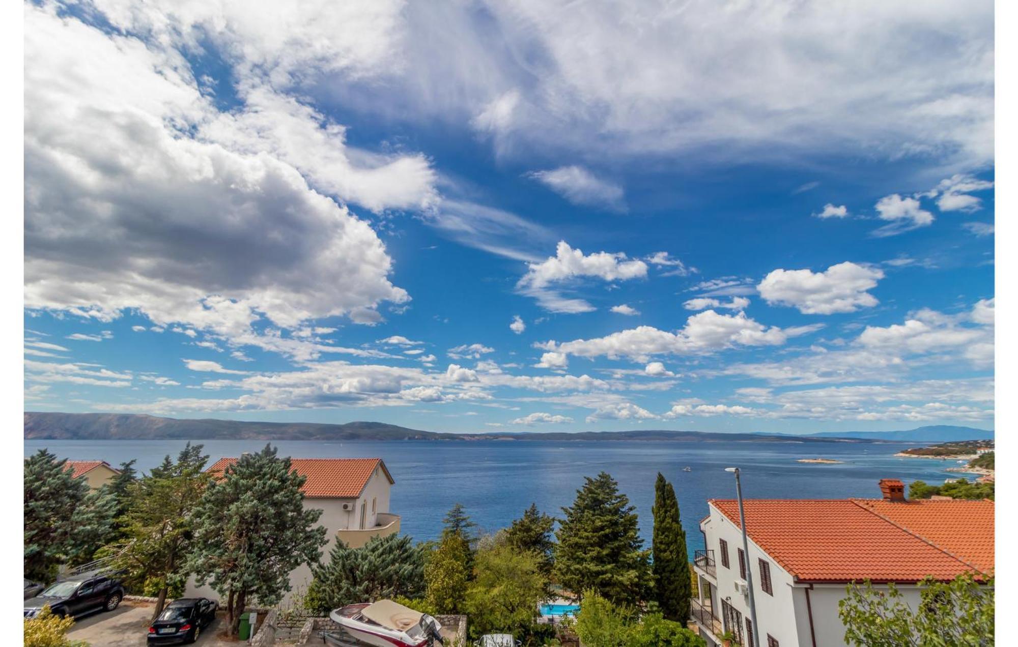 3 Bedroom Awesome Apartment In Novi Vinodolski Εξωτερικό φωτογραφία